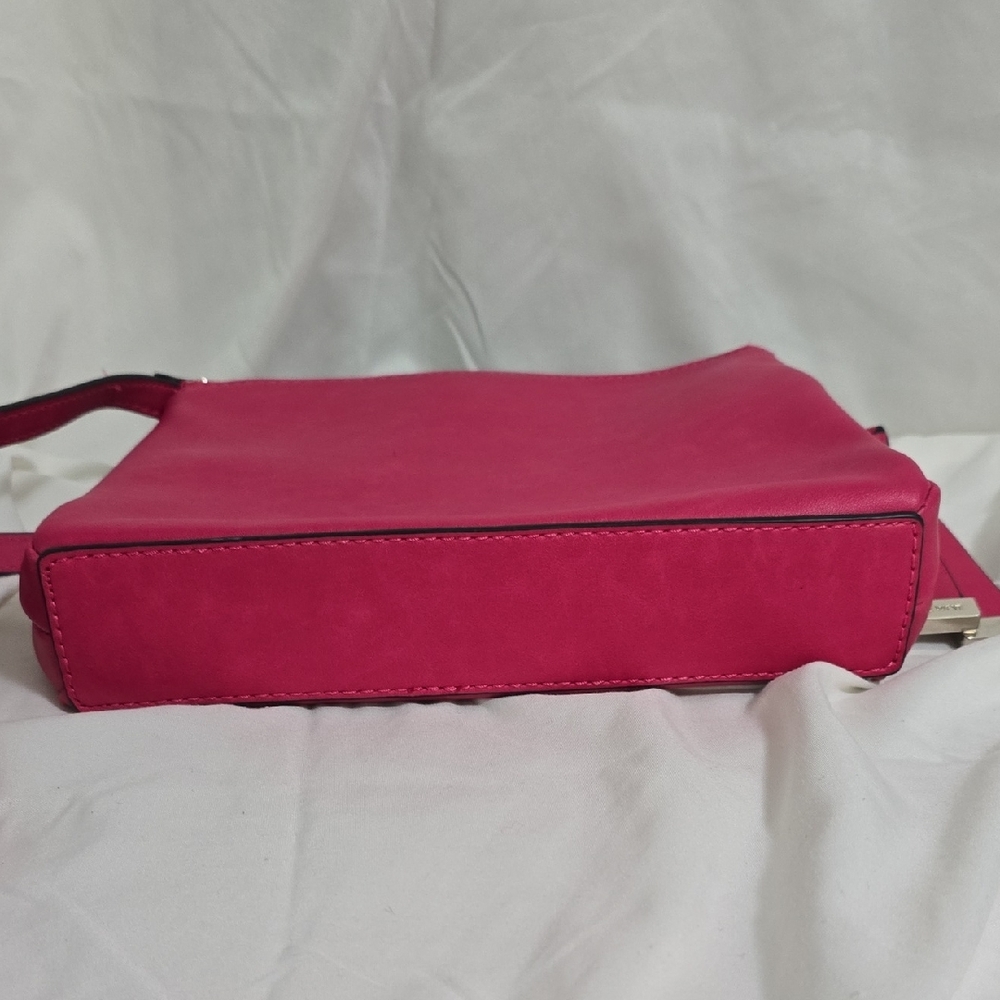 Nine West Hot Pink Crossbody Bag 3 Compartments Matte Finish - Picture 7 of 9